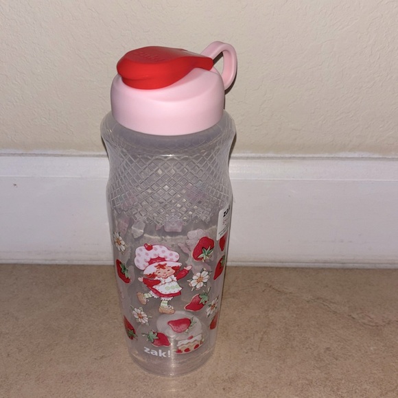 Other - New Retro the original strawberry shortcake water bottle 30oz